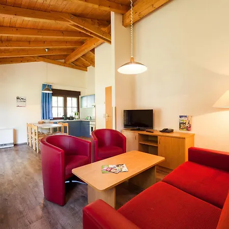 Trixi Park Zittauer Gebirge - Ferienhaeuser, Hotel Und Camping Großschönau Extérieur photo